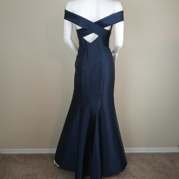 Alfred Sung Off The Shoulder Dress Women's Size 0 Midnight Blue Satin Maxi D751 - Picture 6 of 9